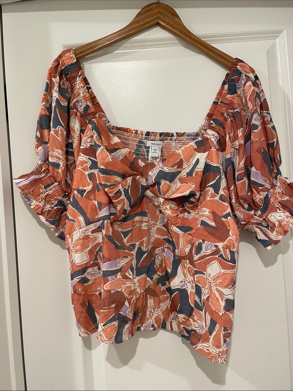Nine West Rust Floral Tie-Front Puff Sleeve Top with Navy & Cream Accents 1x